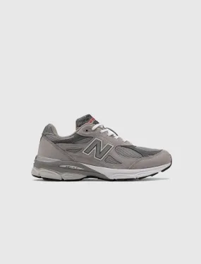 Sure! Heres an optimized title for the 990 V3 GREY sneaker:

New Balance 990 V3 Grey Men’s Running Shoes - Premium Comfort & Style

Feel free to let me know if you need any further adjustments!