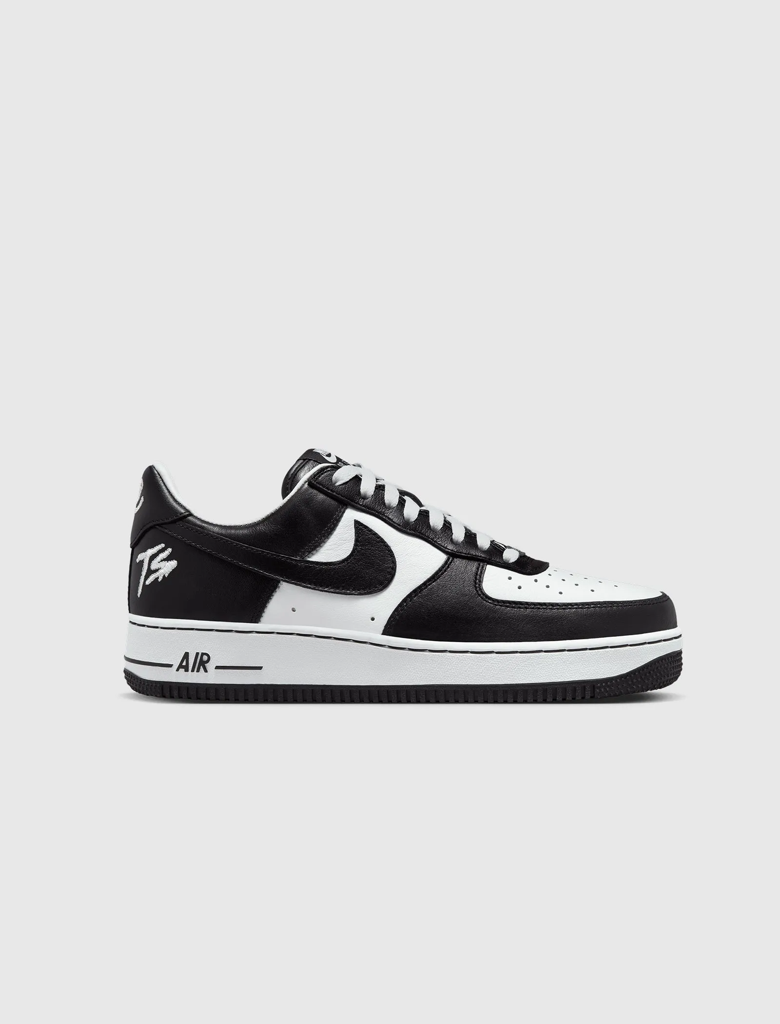 Nike Air Force 1 x Terror Squad Black/White Limited Edition Sneakers