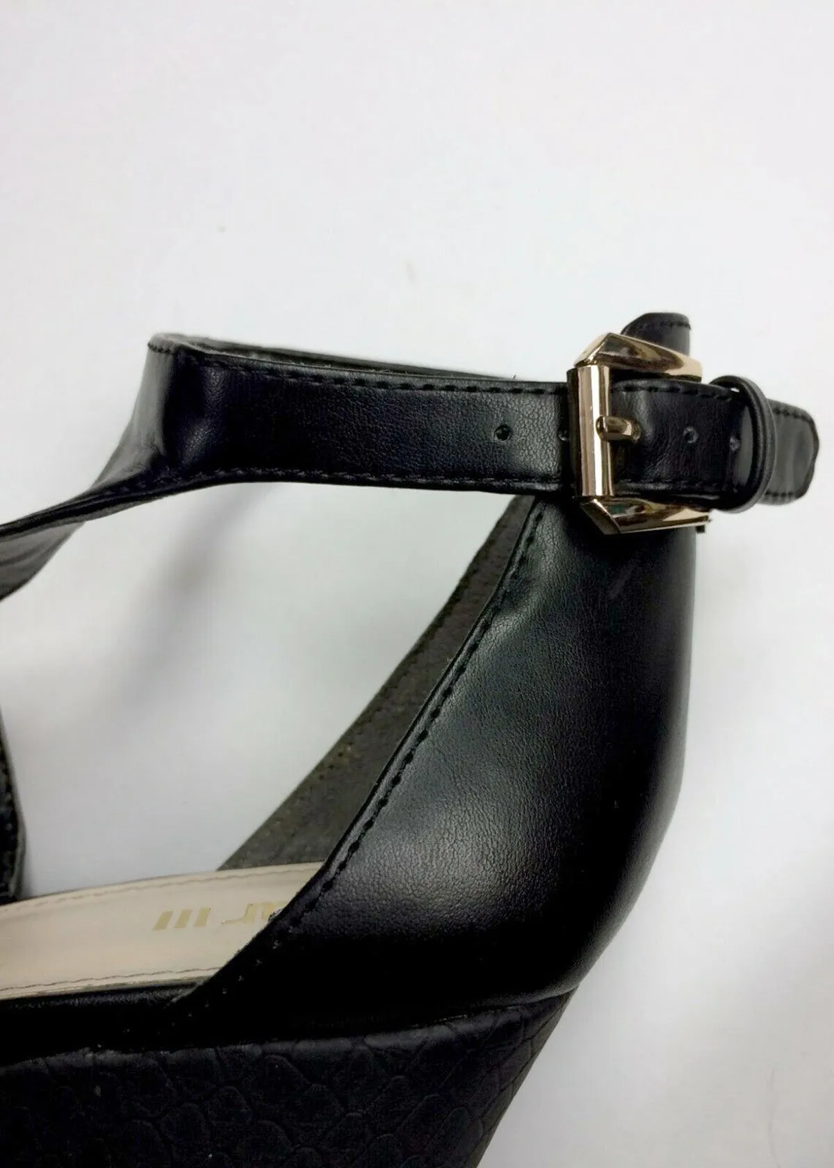 Bar III Size 9.5 Black Wedge Platform Sandals