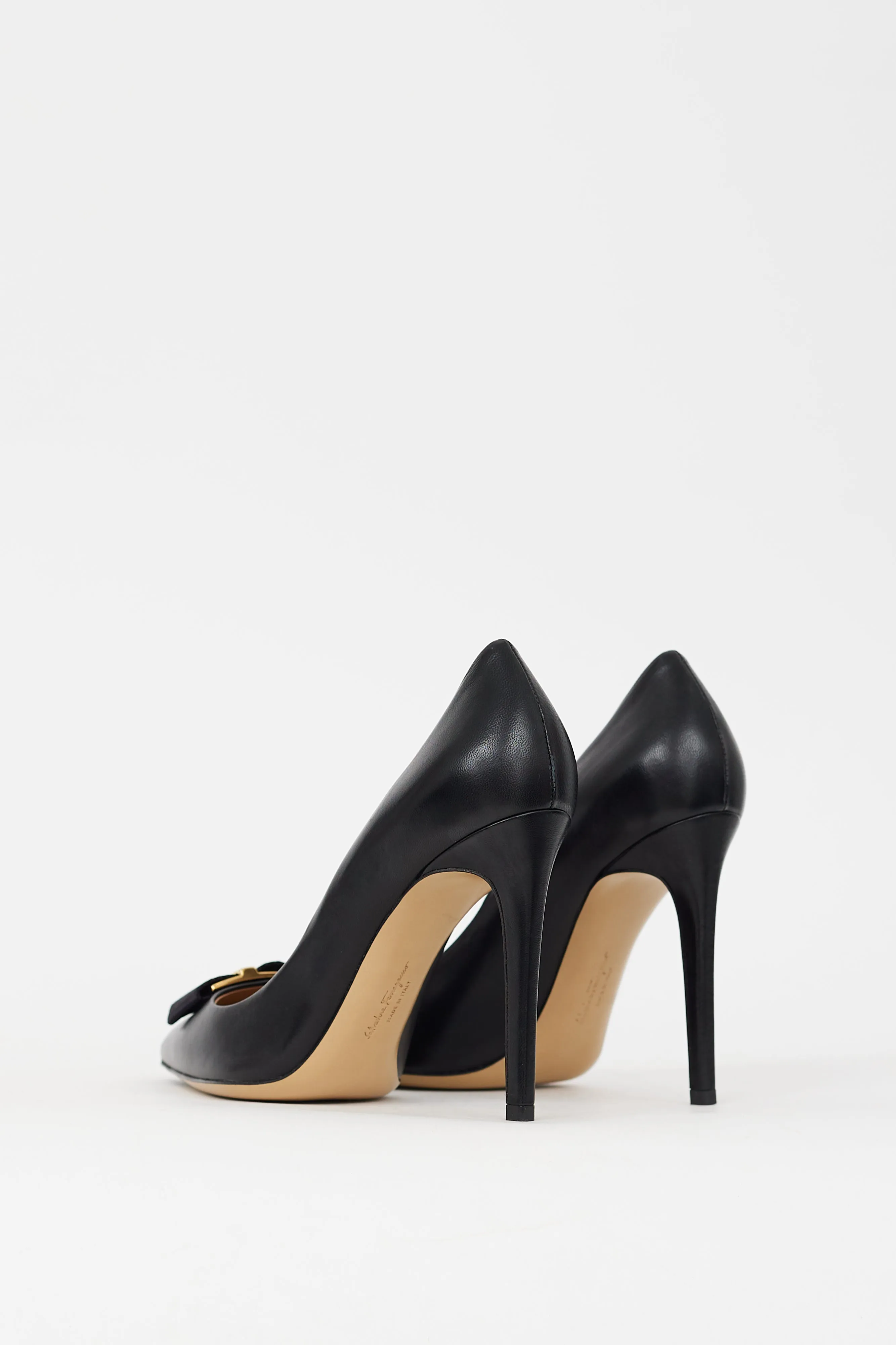 Black Leather Zeri Pump
