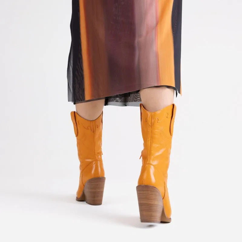 Bonderia Orange Western Boots