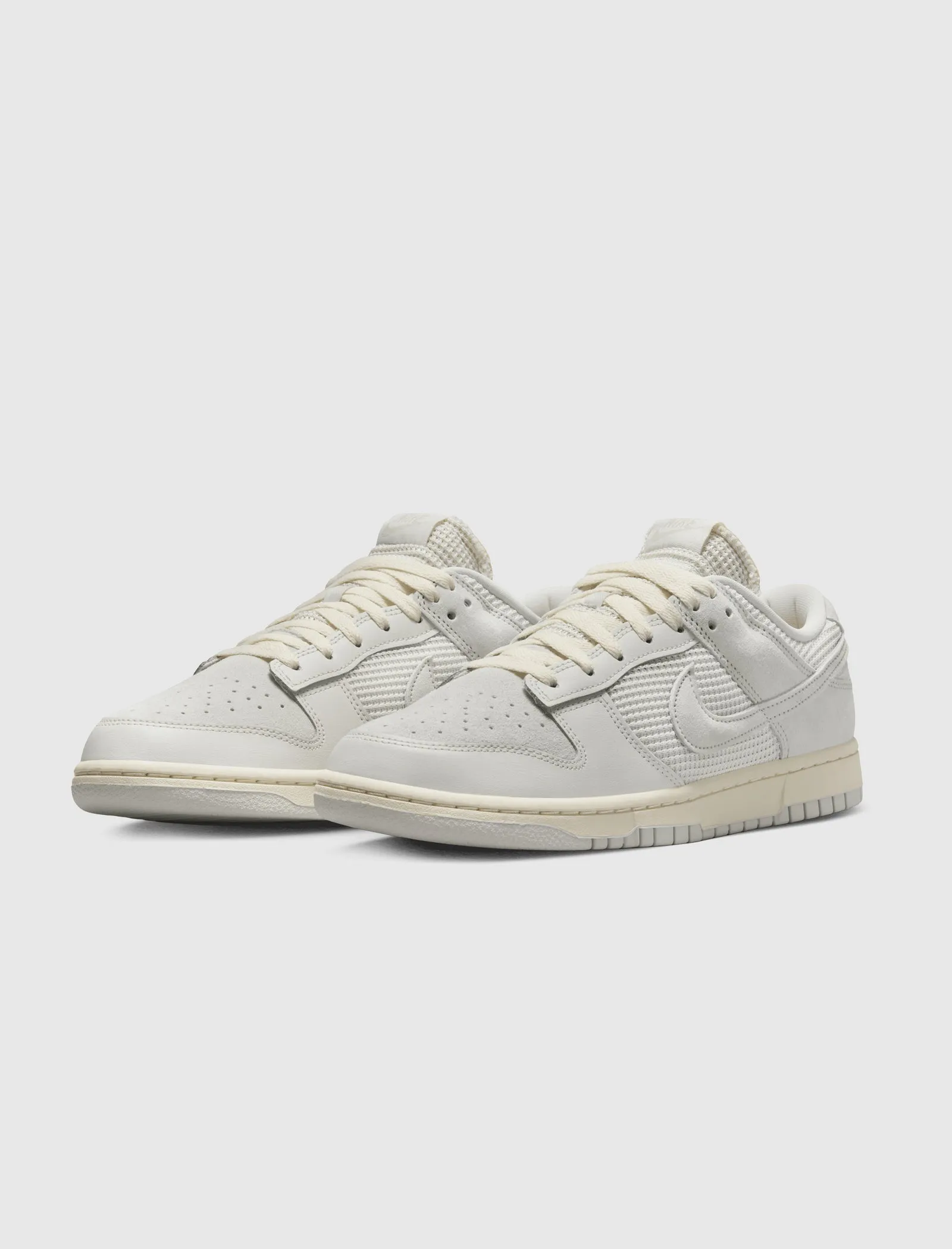 DUNK LOW "PHANTOM"