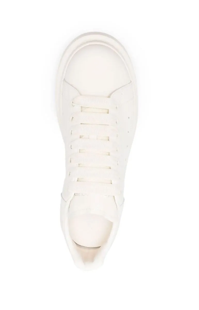 Stylish Oversized Low-Top Sneakers